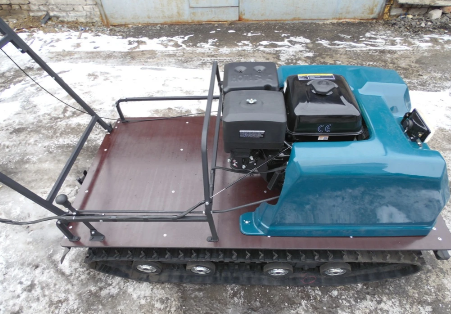 Мотобуксировщик AhtaR LR13 с реверс-вариатором Буран (задний ход) в Бердске