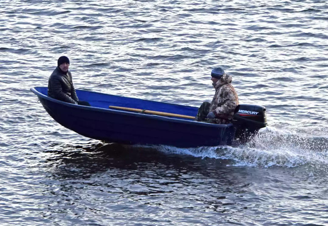 Стеклопластиковая лодка Neman-340 (тримаран) в Бердске