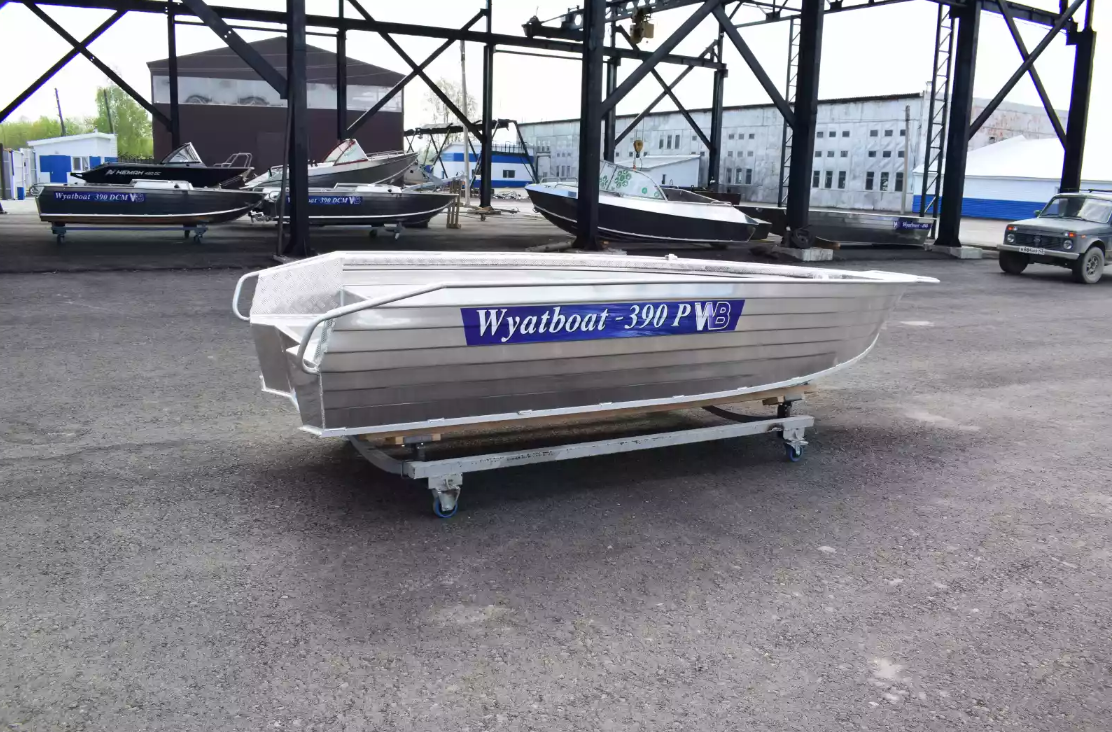 Алюминиевая лодка Wyatboat-390Р Увеличенный борт в Бердске Алюминиевая лодка Wyatboat-390Р Увеличенный борт в Бердске