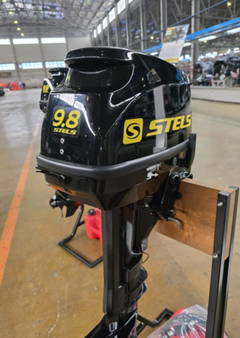 Лодочный мотор STELS 9.8HP в Бердске
