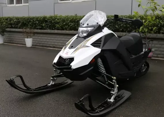 Снегоход ULAR 220 в Бердске