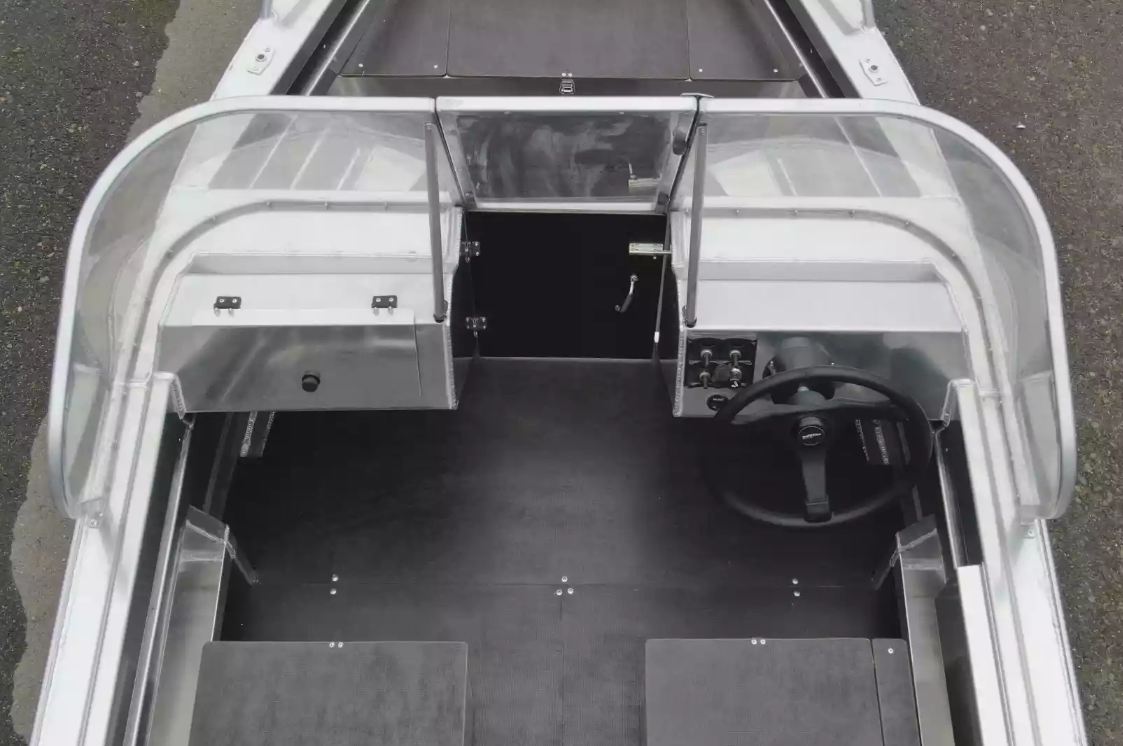 Алюминиевая лодка  Neman-400 DC в Бердске