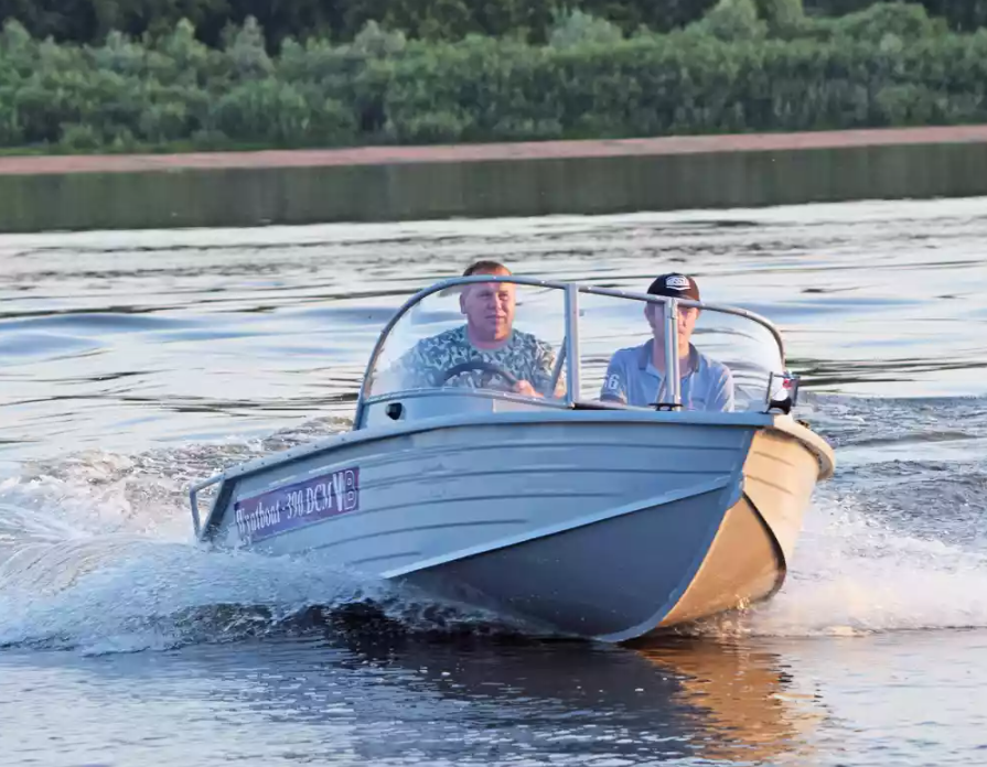 Алюминиевая лодка Wyatboat-390 DCM в Бердске
