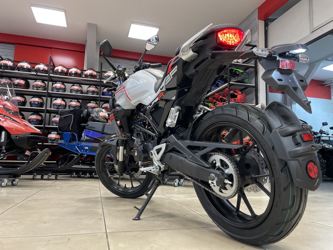 Мопед PROMAX CB150R (49) в Бердске