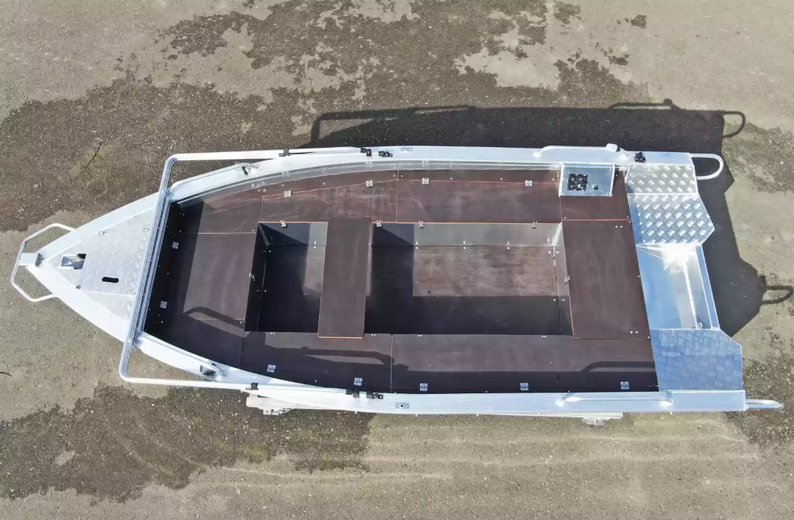 Алюминиевая лодка Wyatboat-390РМ в Бердске