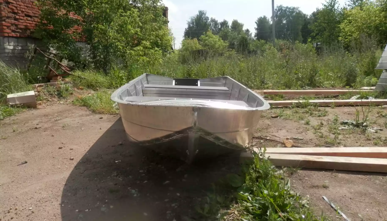 Алюминиевая лодка Вятка-Профи 32 в Бердске