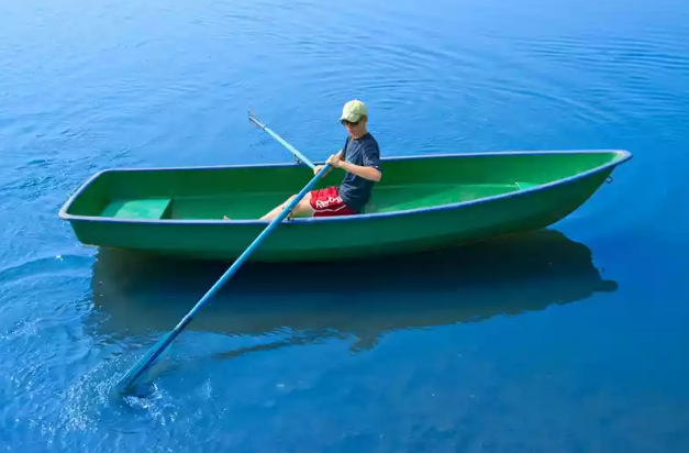 Стеклопластиковая Лодка Голавль в Бердске