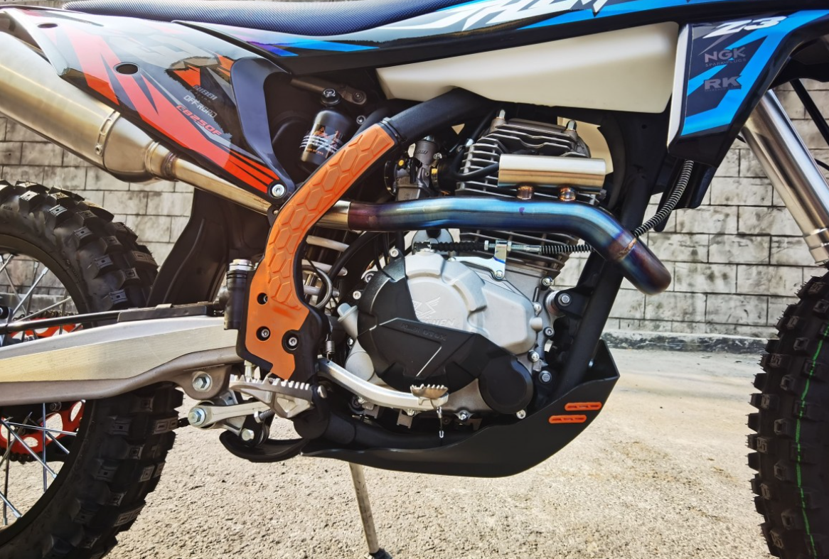 Мотоцикл JHLMOTO JHL Z3 CB250 (172FMM-3A) в Бердске