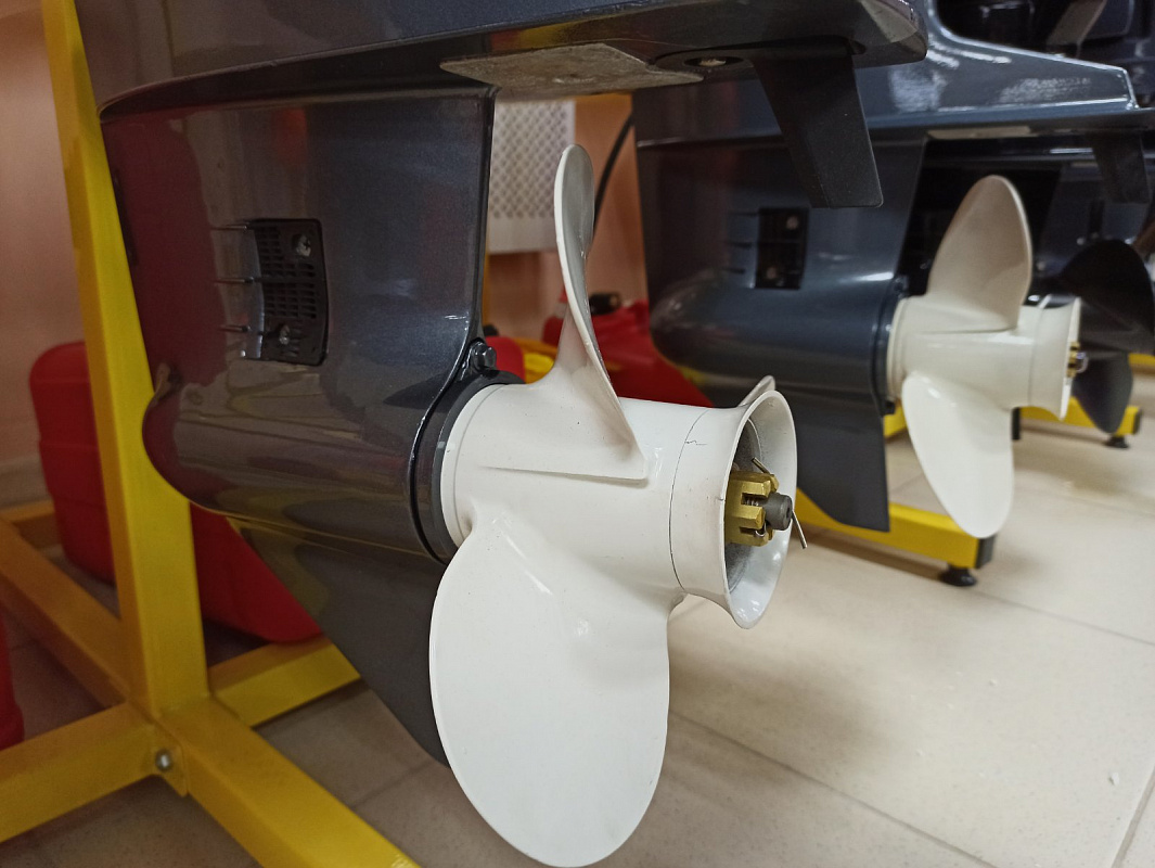 Лодочный мотор BREEZE T30S (2х тактный) в Бердске