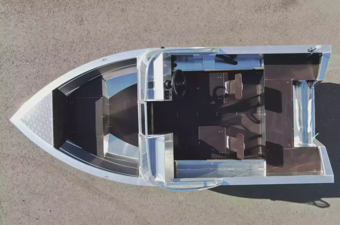 Алюминиевая лодка  Неман-400 DCM в Бердске