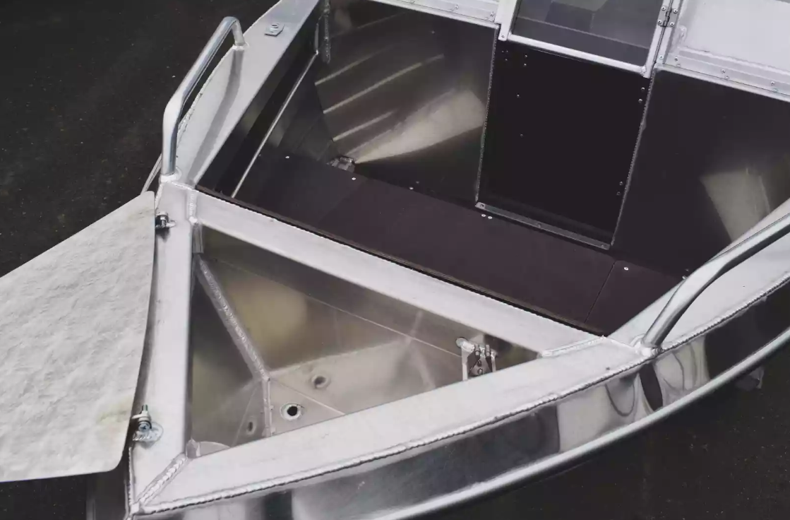 Алюминиевая лодка  Neman-400 DC в Бердске