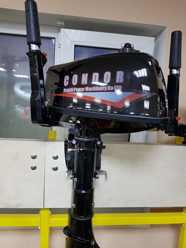 Лодочный мотор Condor T5HS без бака 12 л. в Бердске