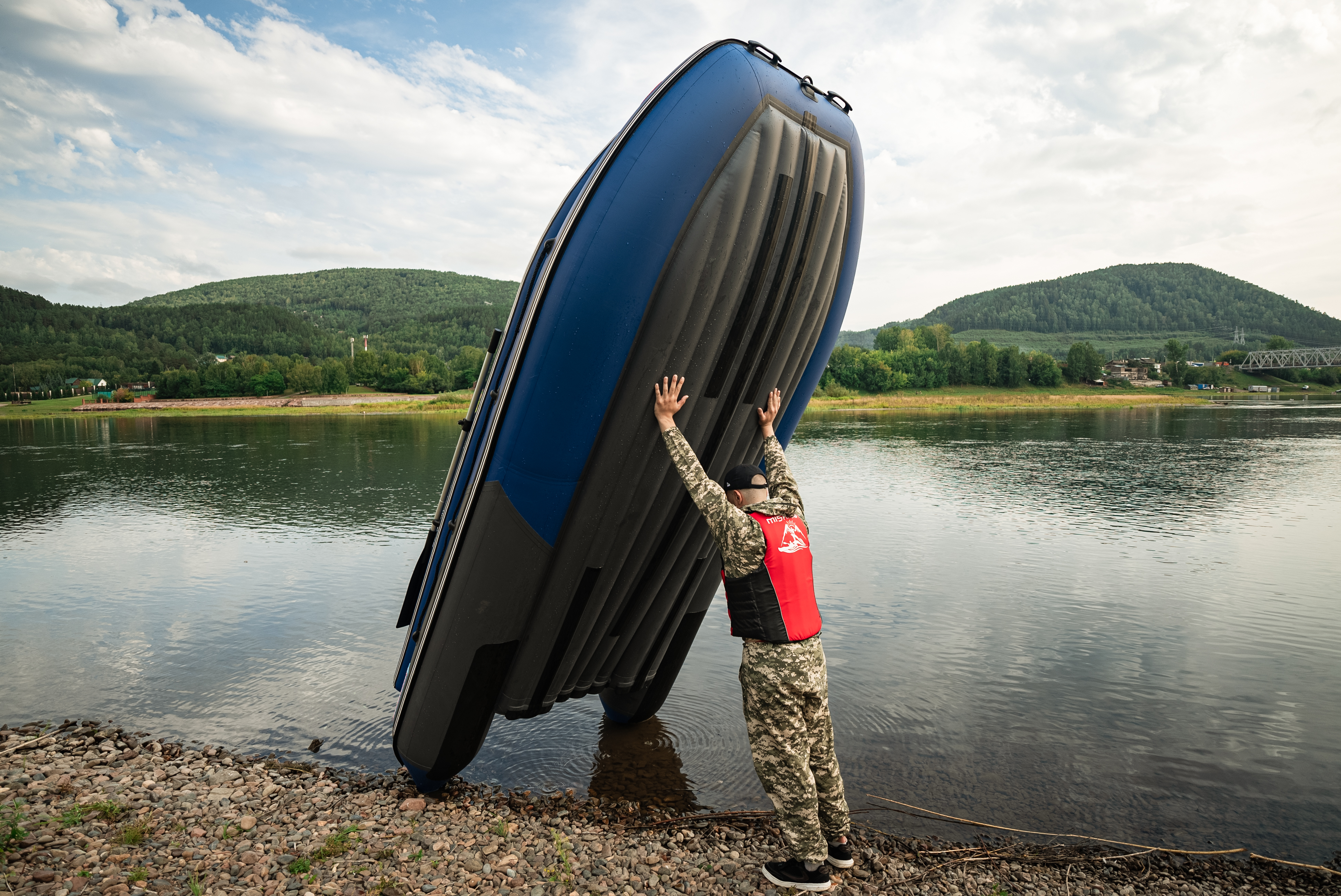 Лодка MISHIMO RIVER FJET PRO 400 под водомет в Бердске