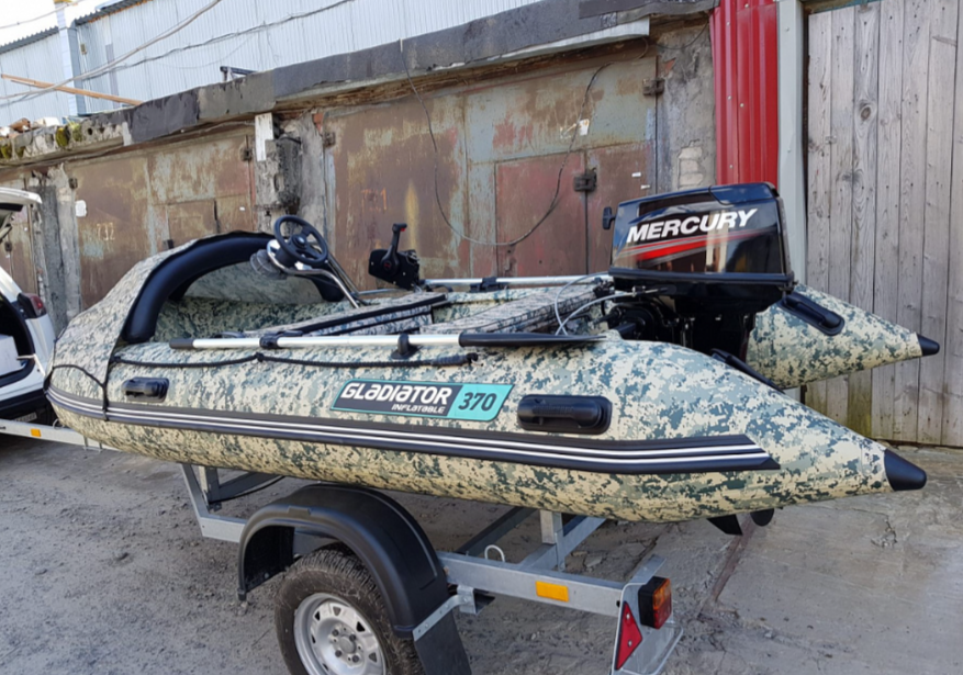 НАДУВНАЯ ЛОДКА GLADIATOR C370AL в Бердске