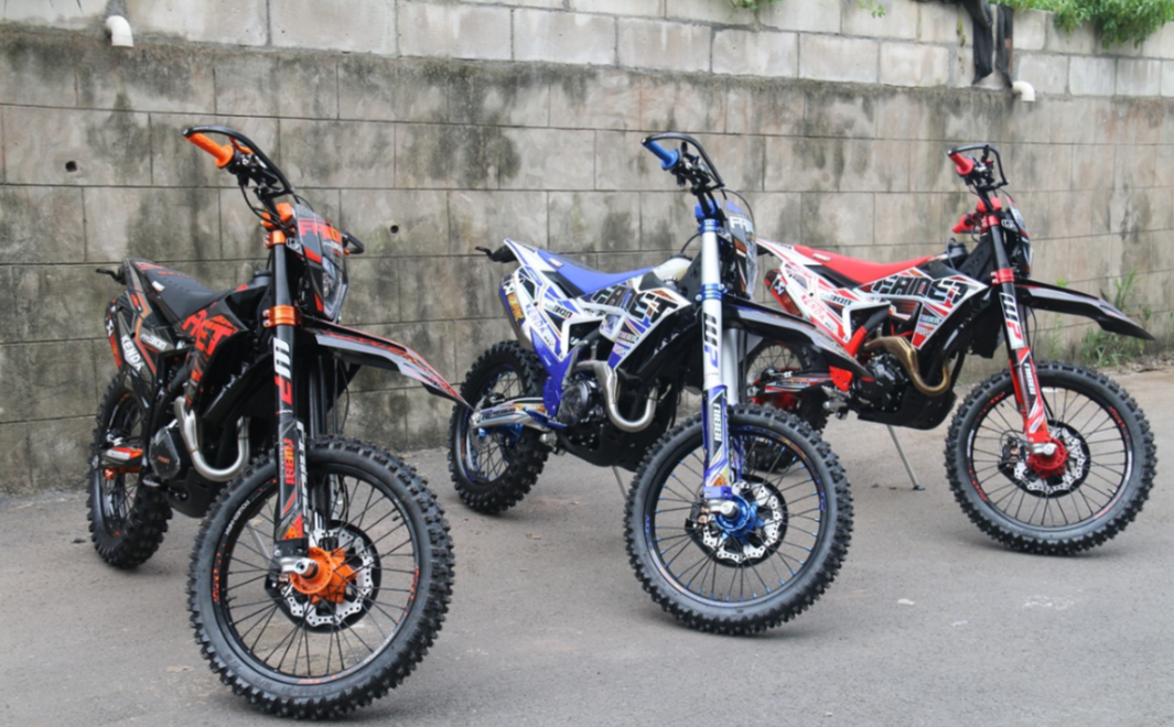 Кроссовый мотоцикл FAIDET NC300S ULTRA KKE в Бердске