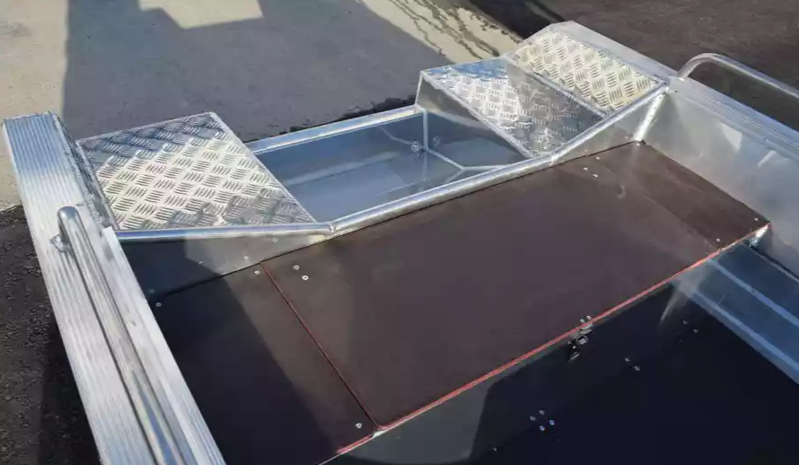 Алюминиевая лодка  Wyatboat-430 Р в Бердске