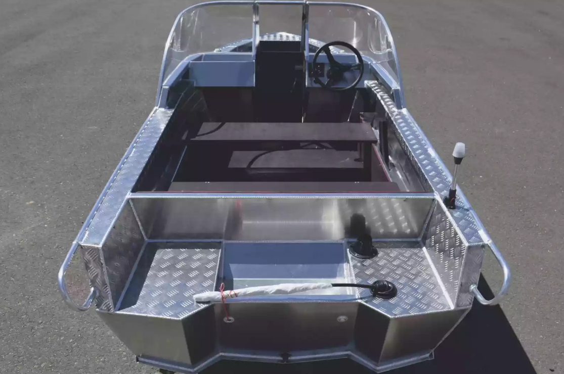 Алюминиевая лодка Wyatboat-390 DCM в Бердске