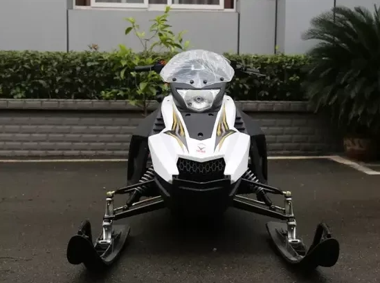 Снегоход ULAR 220 в Бердске