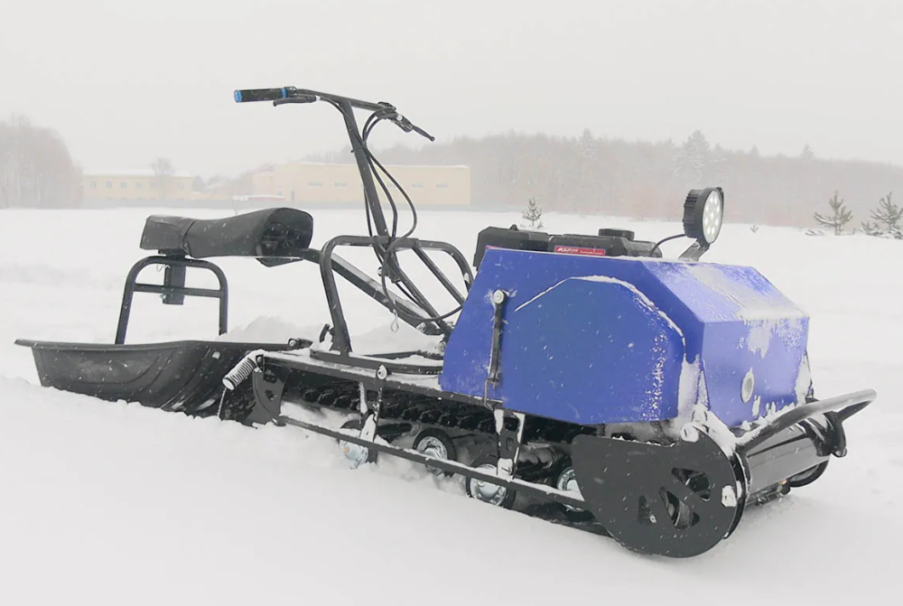 МОТОБУКСИРОВЩИК КОМПАКТНЫЙ ЛИДЕР-СИГМА-1S, 8,0+ Л.С. С МОДУЛЕМ "ТЯГАЧ" ВАРИАТОР TAV2-40 в Бердске