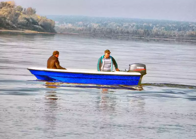 Стеклопластиковая лодка Wyatboat 430 тримаран в Бердске