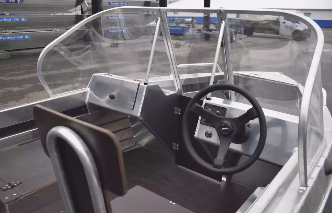 Алюминиевая лодка  Neman-400 DC в Бердске