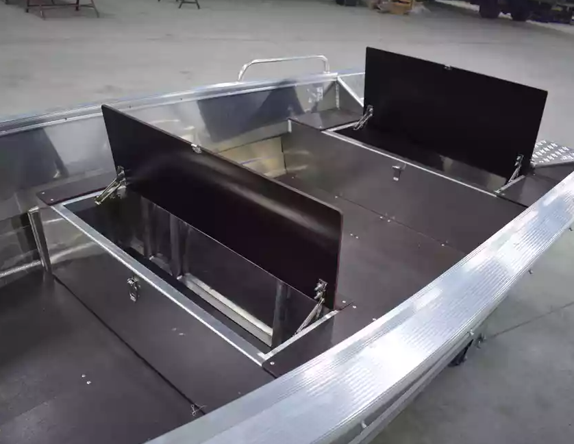 Алюминиевая лодка  Wyatboat-430 Р в Бердске