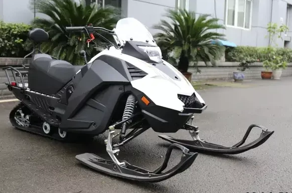 Снегоход ULAR 220 в Бердске