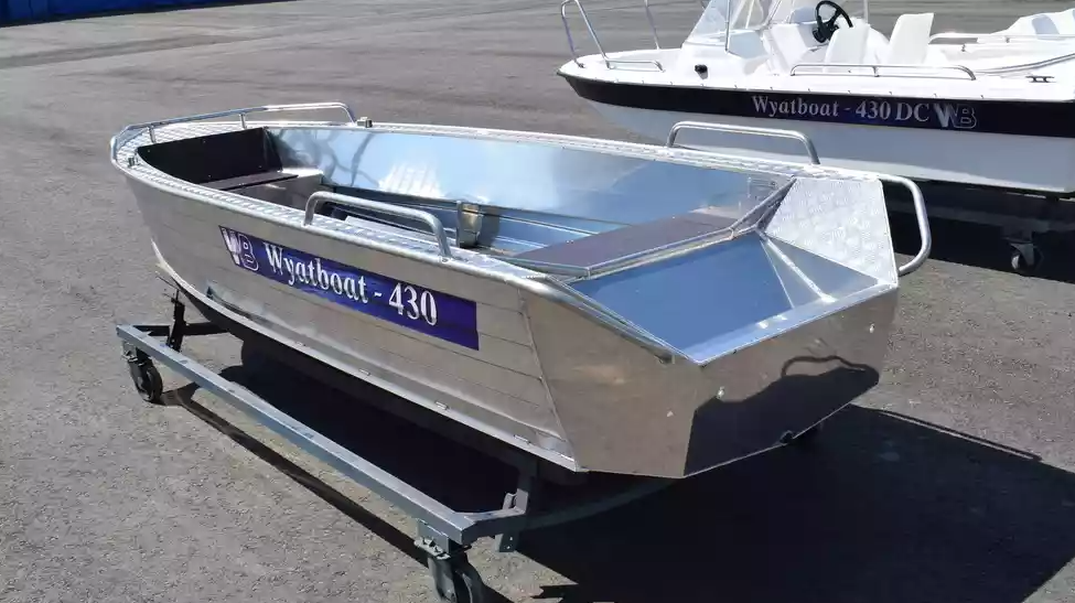 Алюминиевая лодка  Wyatboat-430М в Бердске