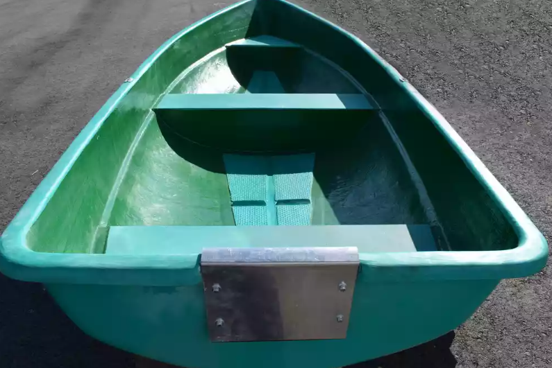 Стеклопластиковая Лодка Голавль в Бердске