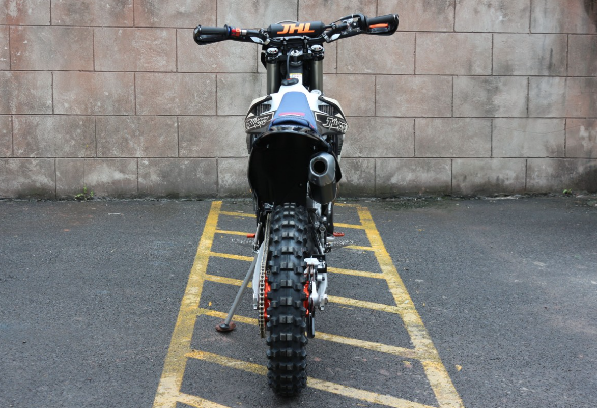 Мотоцикл JHLMOTO JHL Z8i (EFI) NC300S (182-MN) в Бердске