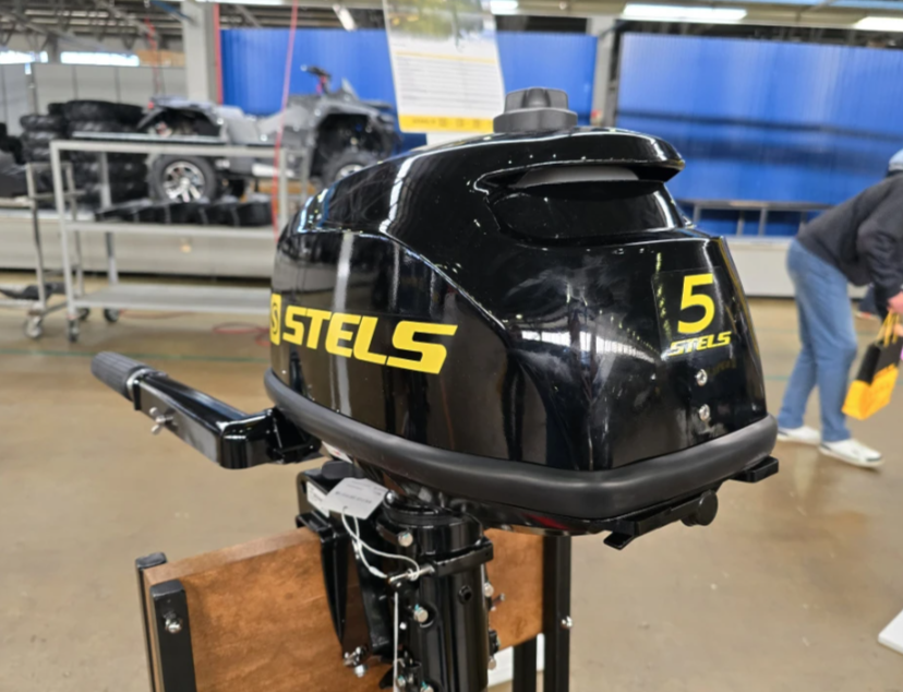 Лодочный мотор STELS 5HP в Бердске
