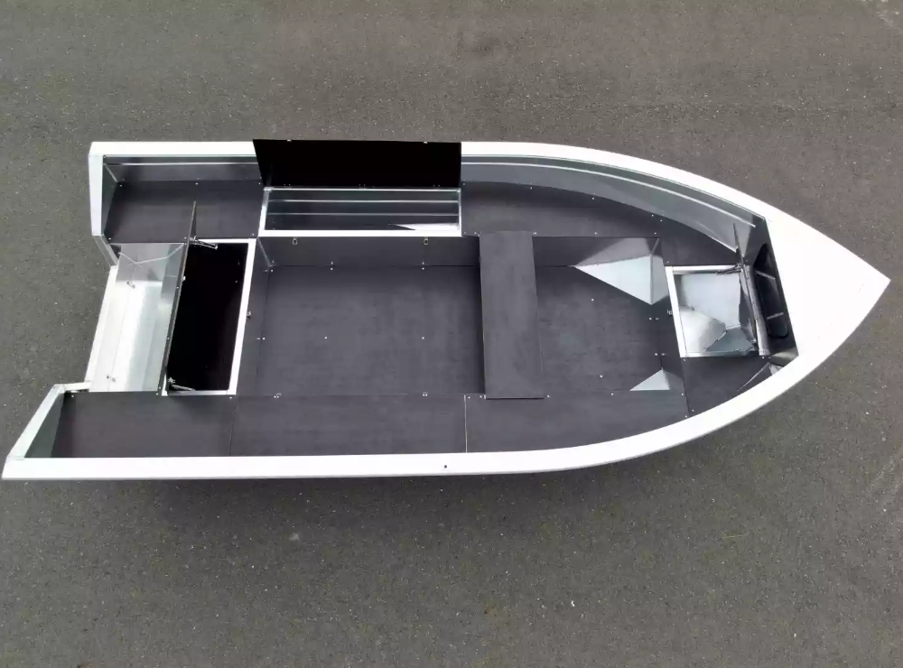 Алюминиевая лодка  Неман-420 в Бердске