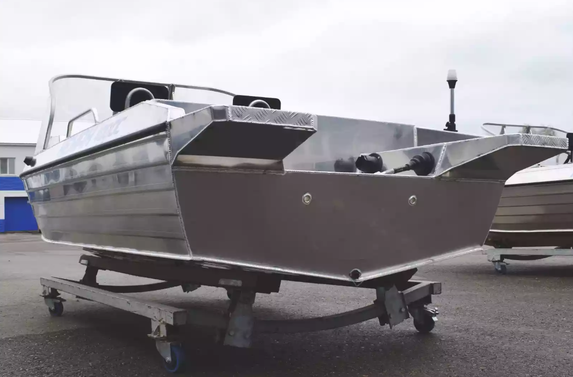 Алюминиевая лодка  Neman-400 DC в Бердске