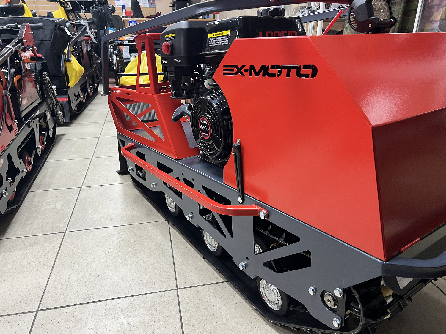 Мотобуксировщик EX-MOTO SNOWDOG S500 15л.с в Бердске