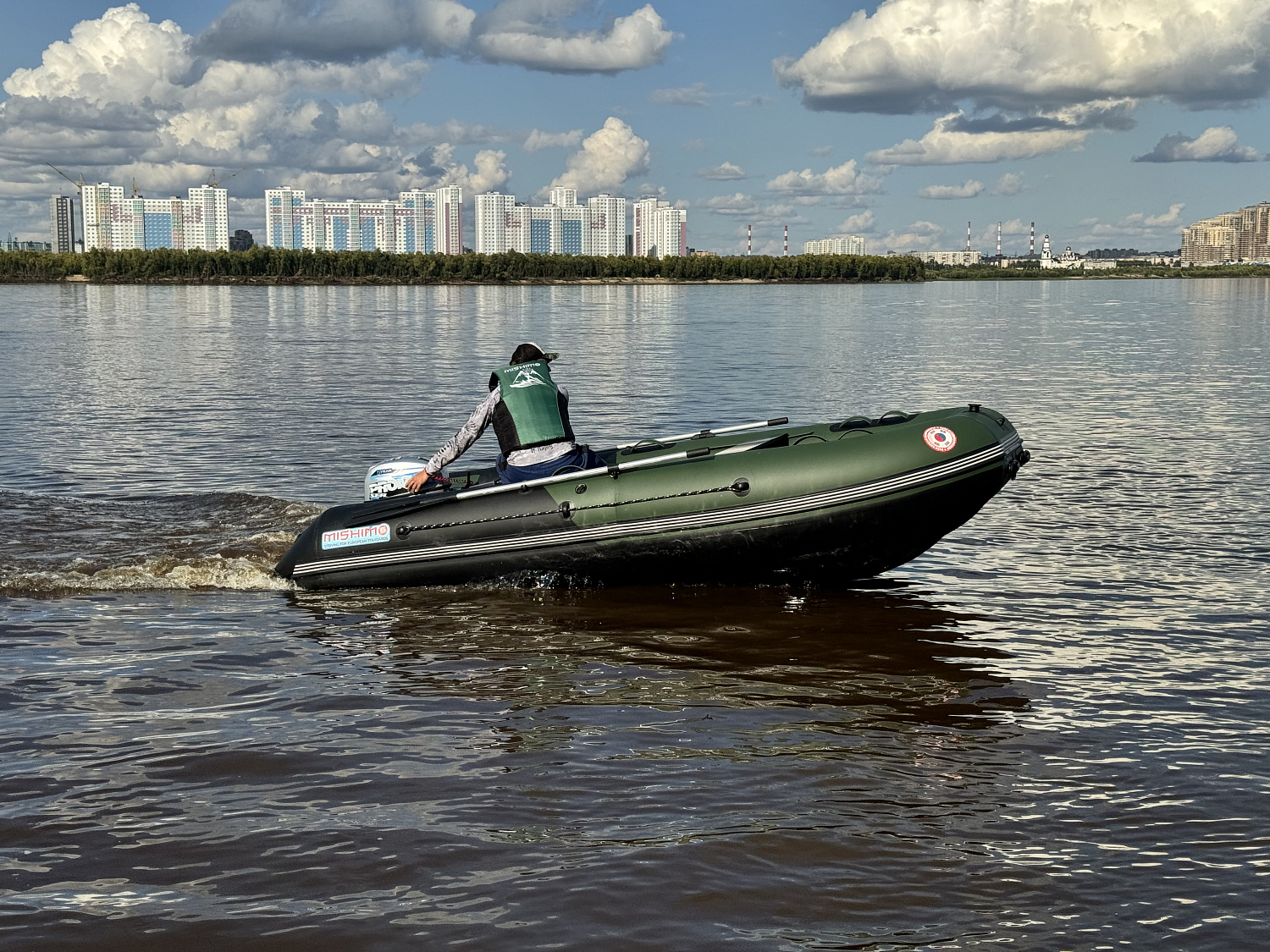 Лодка MISHIMO BIG FLOOR 400 в Бердске