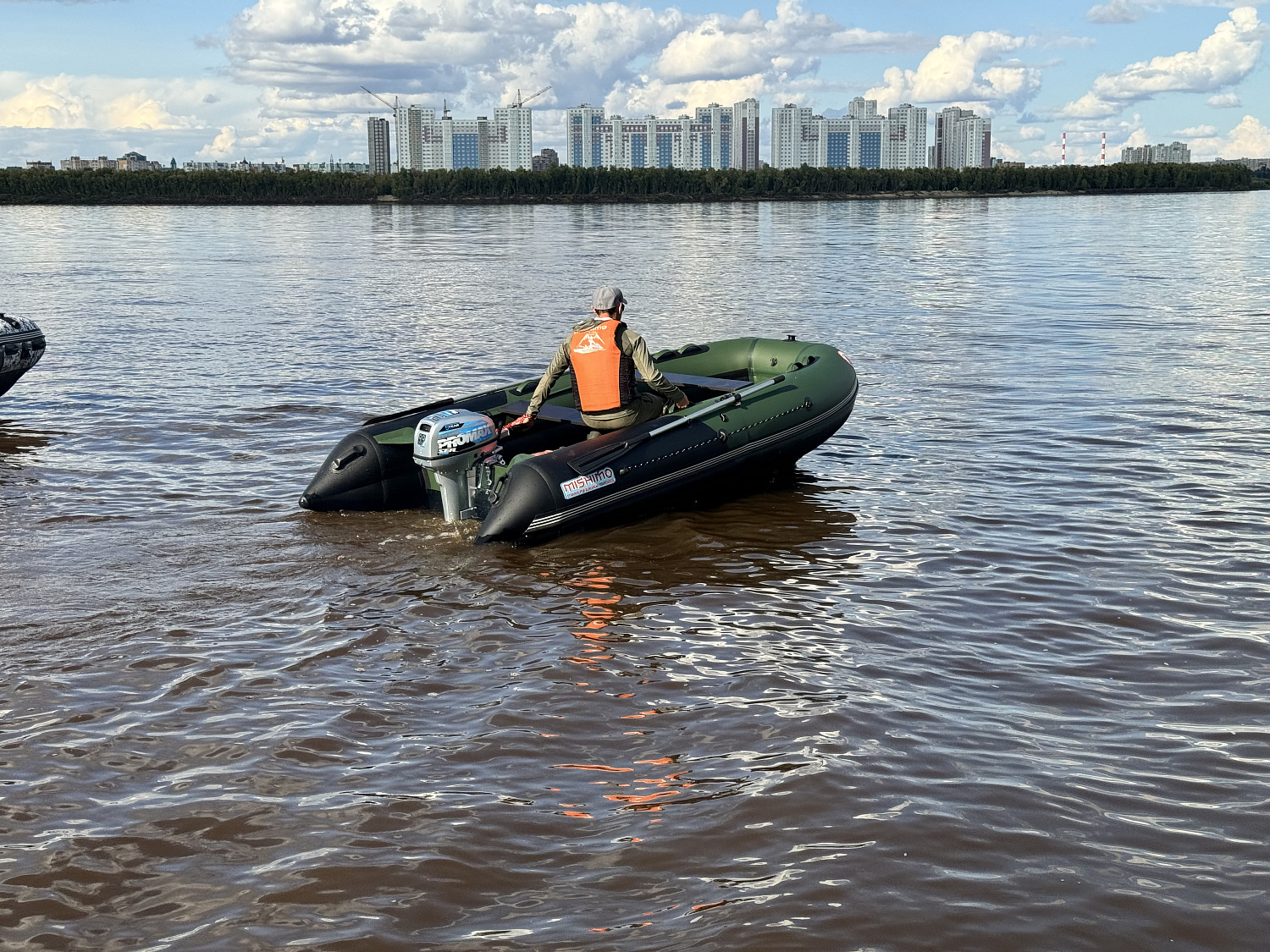 Лодка MISHIMO BIG FLOOR 380 в Бердске