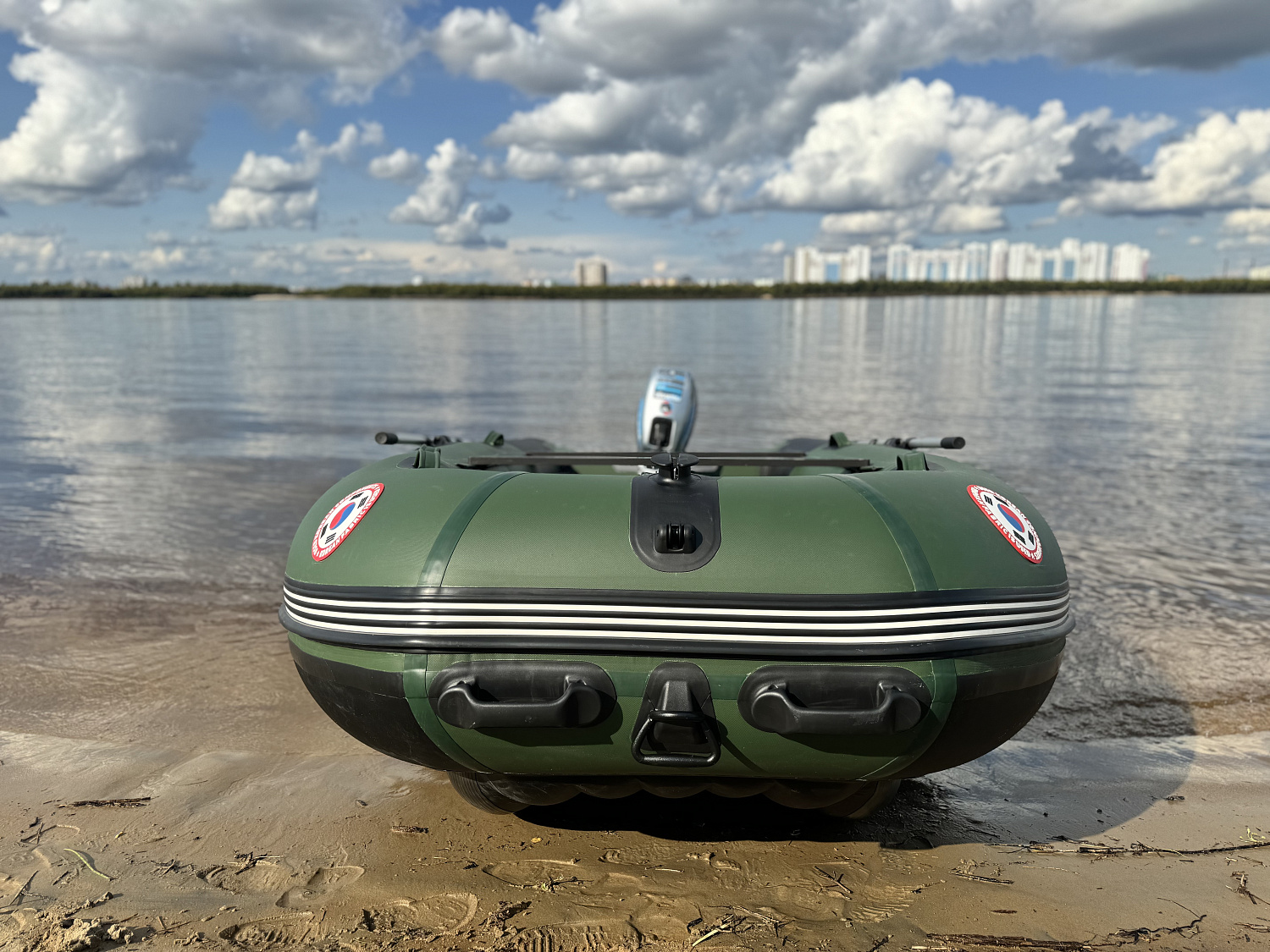 Лодка MISHIMO BIG FLOOR 400 в Бердске