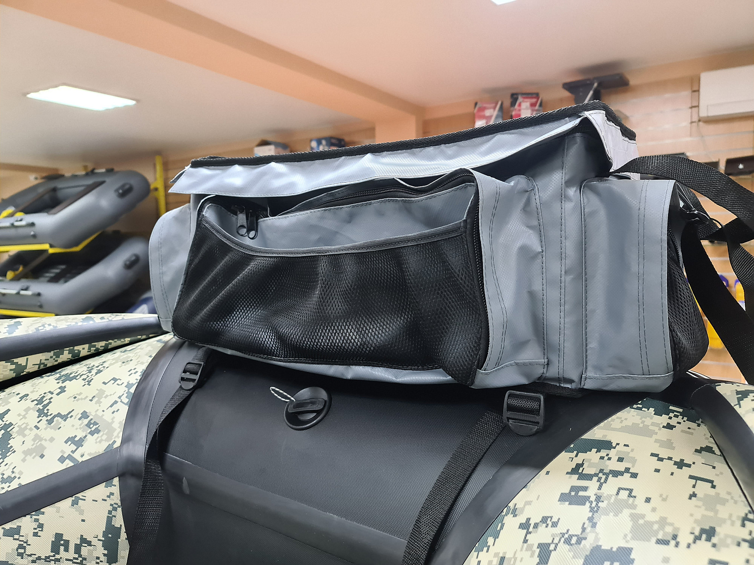 СУМКА ЛЮКС НА БАЛЛОН ДЛЯ ЛОДОК ПВХ 50Х25Х25 СМ в Бердске